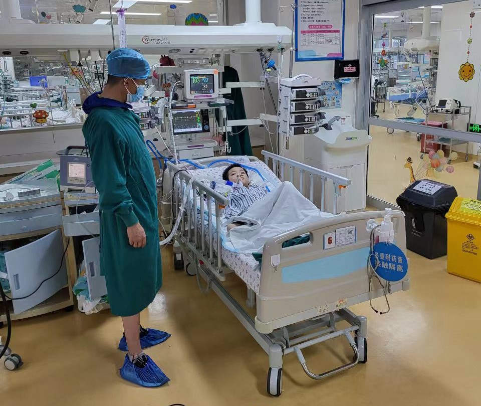 长阳跨省救护车出租公司